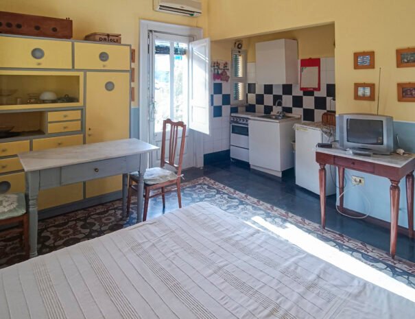 Casa Rossi - Camera Matrimoniale con angolo cottura e terrazza privata