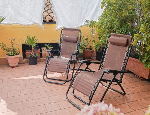 Bed & Breakfast Casa Rossi. Camera con Terrazza. Acireale Centro